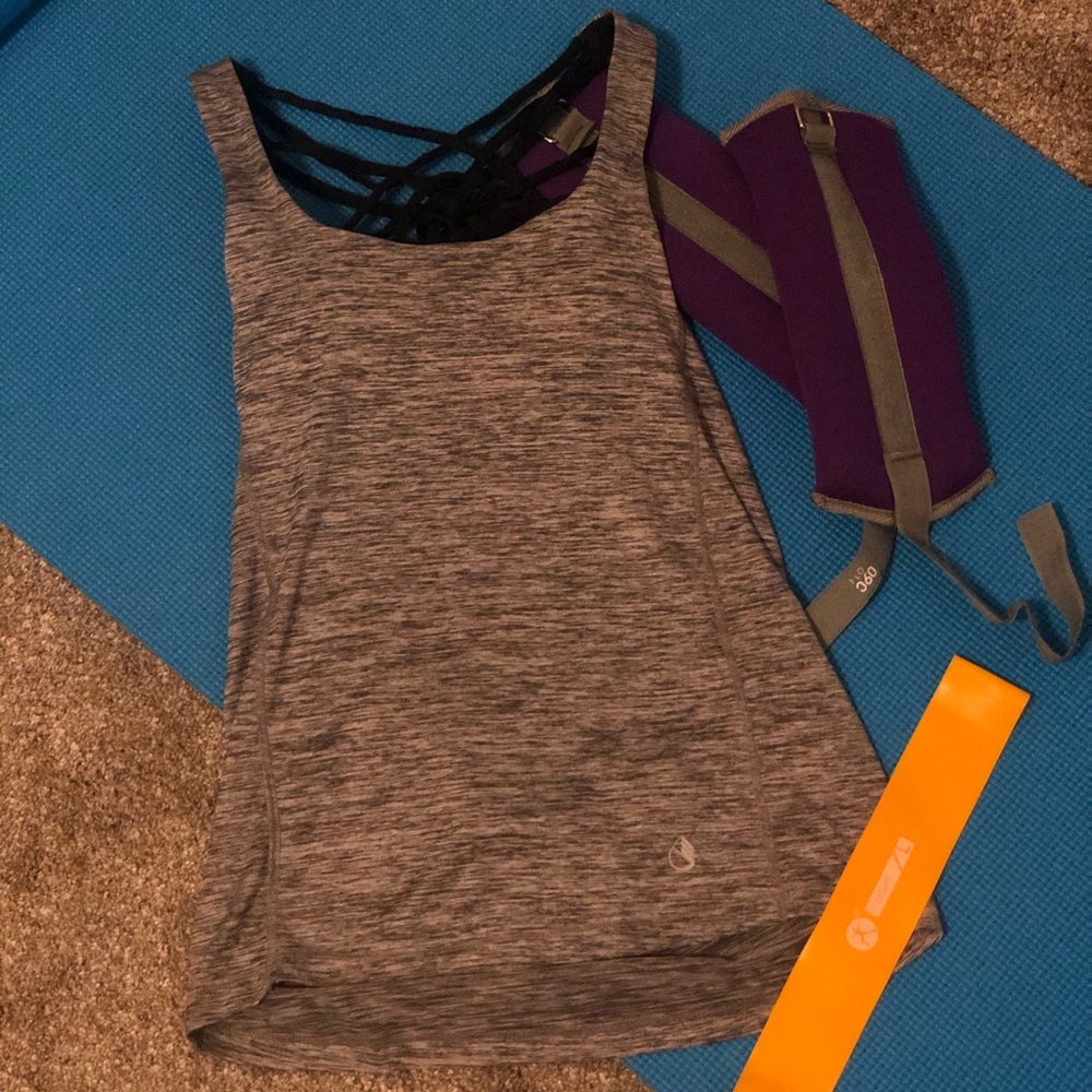 ICYZONE WORKOUT TANK- women’s small